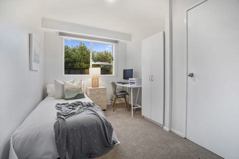 Photo of property in 23 Claverdon Drive, Massey, Auckland, 0614