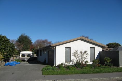 Photo of property in 12a Belfast Road, Belfast, Christchurch, 8051