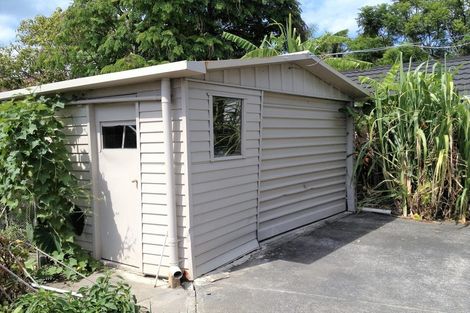 Photo of property in 352 Lake Road, Takapuna, Auckland, 0622