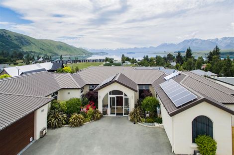 Photo of property in 2 Sams Place, Lake Tekapo, 7999