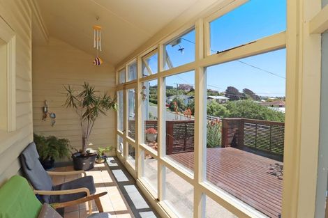 Photo of property in 37 Test Street, South Hill, Oamaru, 9400