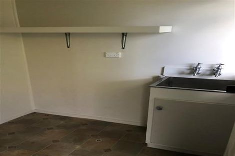 Photo of property in 13 Huruhuru Road, Massey, Auckland, 0614