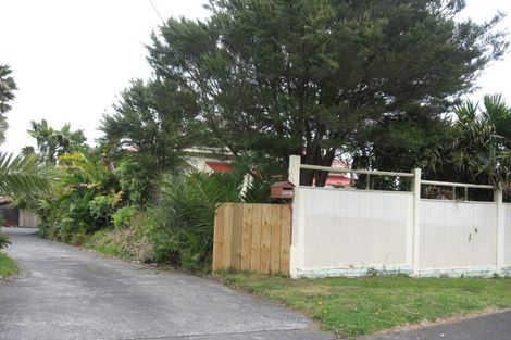 Photo of property in 4078a Great North Road, Glen Eden, Auckland, 0602