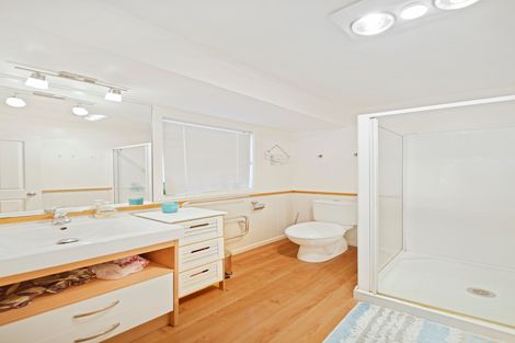 Photo of property in 35a Baird Street, Howick, Auckland, 2014