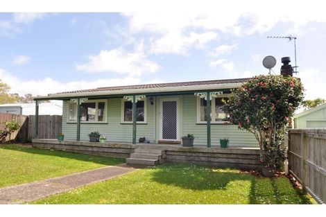 Photo of property in 1/16 Lancaster Road, Beach Haven, Auckland, 0626