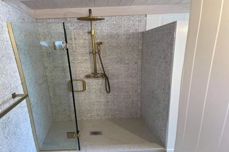 Photo of property in 56 Rewi Street, Torbay, Auckland, 0630