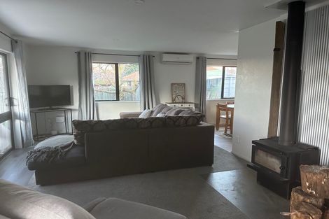 Photo of property in 142 Waenga Drive, Cromwell, 9310