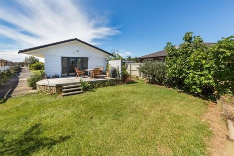 Photo of property in 2/7 Allen Street, Mangere East, Auckland, 2024