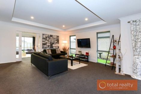 Photo of property in 33 Whincops Road, Halswell, Christchurch, 8025