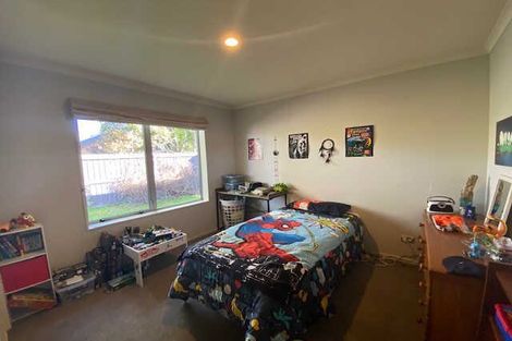 Photo of property in 2 Applecross Lane, Harewood, Christchurch, 8051