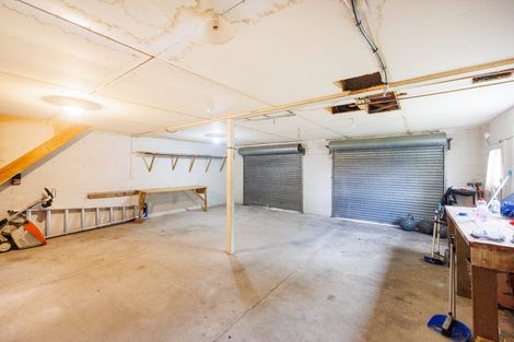 Photo of property in 18 Antrim Place, Hokowhitu, Palmerston North, 4410