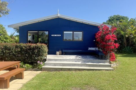 Photo of property in 43 Bluff Road, Kuaotunu West, Whitianga, 3592