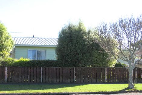 Photo of property in 2 Sunnyside Road, Nawton, Hamilton, 3200