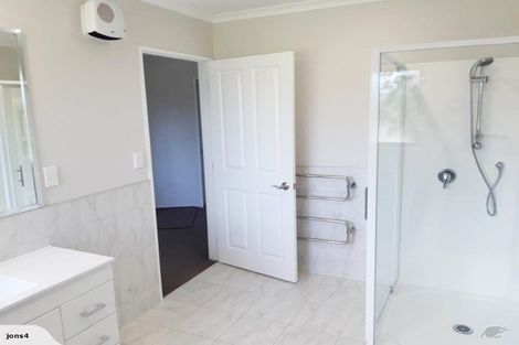 Photo of property in 124 Mt Taylor Drive, Feilding, 4775