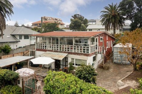 Photo of property in 11 May Street, Mount Maunganui, 3116