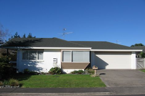 Photo of property in 26 Harbour Lights Close, West Harbour, Auckland, 0618