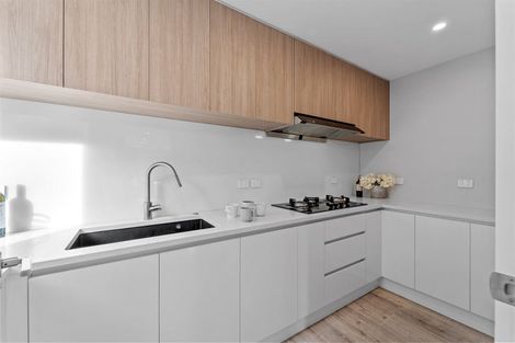 Photo of property in 7 Marlin Street, West Harbour, Auckland, 0618