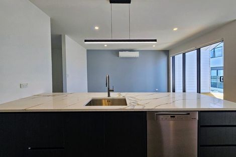 Photo of property in 25c Jandell Crescent, Bucklands Beach, Auckland, 2014