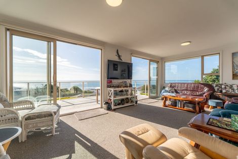 Photo of property in 21 Nasmyth Street, Kakanui, Oamaru, 9495