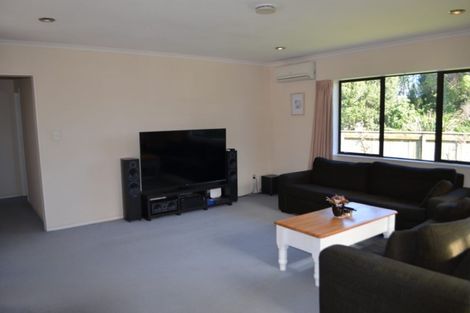 Photo of property in 7 Corinth Grove, Papamoa Beach, Papamoa, 3118