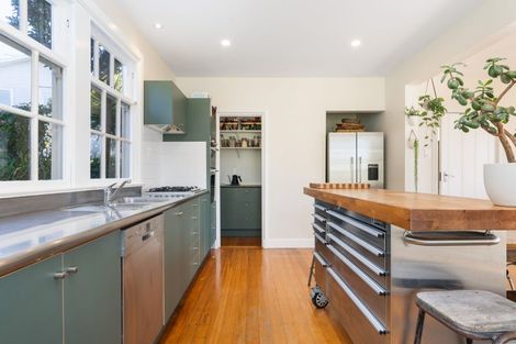 Photo of property in 40 Major Hornbrook Road, Mount Pleasant, Christchurch, 8081