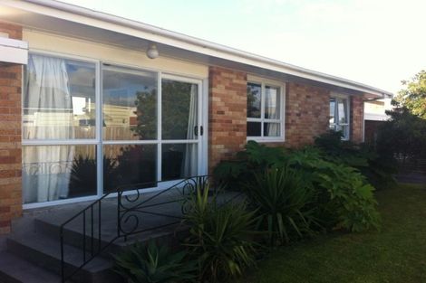 Photo of property in 2/128 Sixteenth Avenue, Tauranga South, Tauranga, 3112