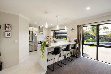 Photo of property in 10 Harrowfield Drive, Harrowfield, Hamilton, 3210