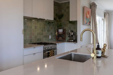 Photo of property in 79 Farquhar Road, Glendene, Auckland, 0602