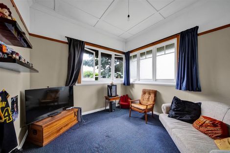 Photo of property in 35 Kauae Street, Manaia, 4612