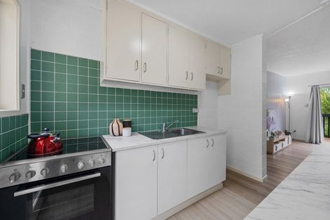 Photo of property in 68b Colwill Road, Massey, Auckland, 0614