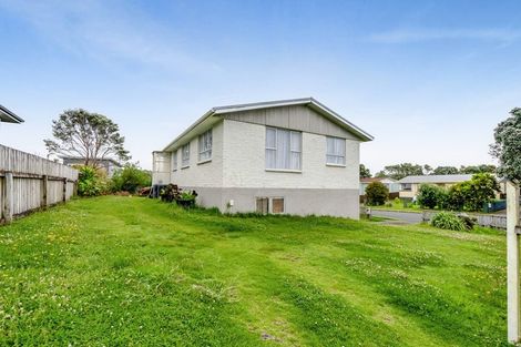 Photo of property in 19 Rangitake Drive, Spotswood, New Plymouth, 4310