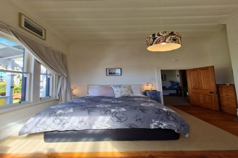 Photo of property in 110 Peel Street, Westport, 7825