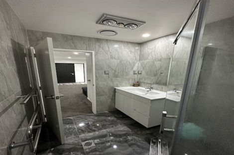 Photo of property in 5a Von Sturmer Street, Mangere East, Auckland, 2024