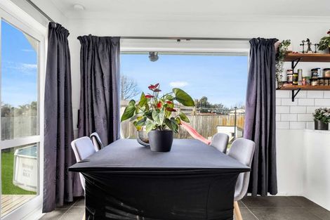 Photo of property in 8 Watarawi Place, Whakatane, 3120