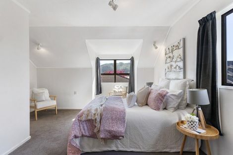 Photo of property in 3 Comeskey Grove, Elderslea, Upper Hutt, 5018