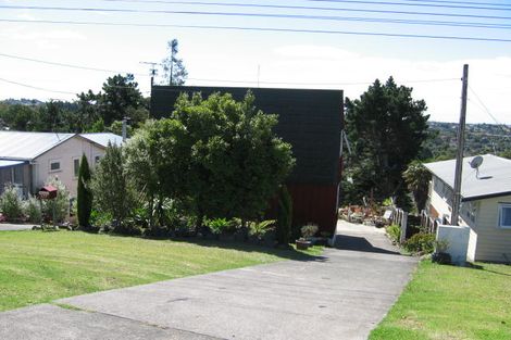 Photo of property in 577 East Coast Road, Browns Bay, Auckland, 0630