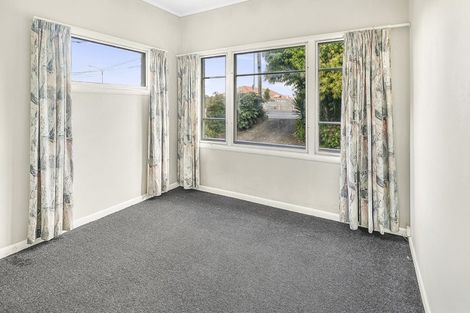 Photo of property in 233 Cambridge Road, Hillcrest, Hamilton, 3216