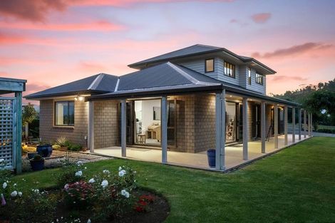 Photo of property in 39 Browns Drive, Waihi Beach, 3611