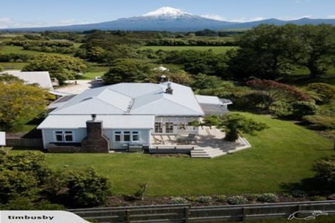 Photo of property in 1346 Egmont Road, Egmont Village, Inglewood, 4386