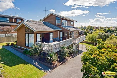 Photo of property in 150 Oaktree Avenue, Browns Bay, Auckland, 0630