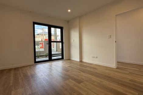 Photo of property in 41 Nimstedt Avenue, Oteha, Auckland, 0632