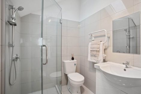 Photo of property in 28a Chesley Place, Half Moon Bay, Auckland, 2012