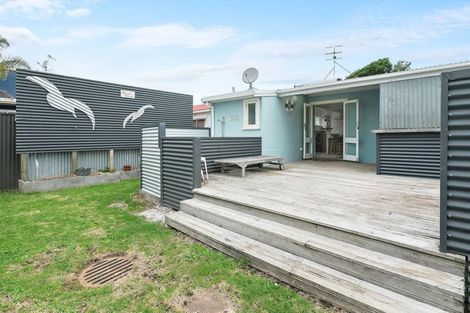 Photo of property in 18 Brighton Road, Waihi Beach, 3611