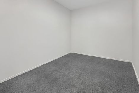 Photo of property in 355 Oxford Street, Levin, 5510