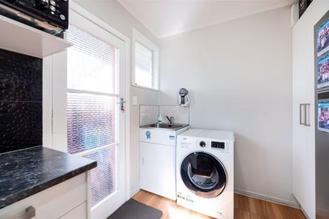 Photo of property in 2/840 Manukau Road, Royal Oak, Auckland, 1061