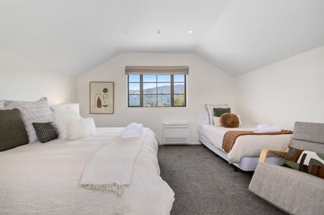 Photo of property in 49 Ridgecrest, Wanaka, 9305