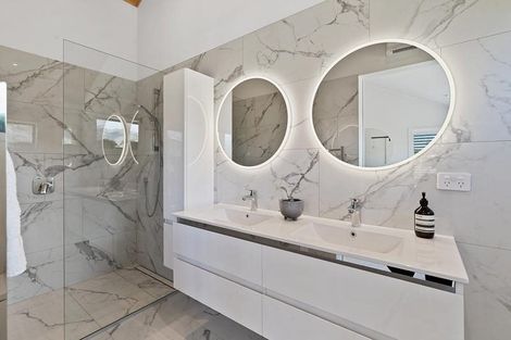 Photo of property in 1 Stout Terrace, Cromwell, 9310