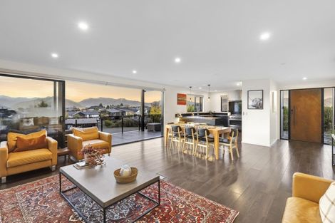 Photo of property in 30 Niger Street, Wanaka, 9305