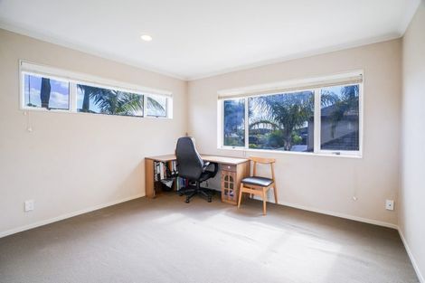 Photo of property in 3 Girvan Terrace, Wattle Downs, Auckland, 2103