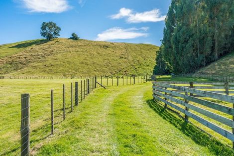 Photo of property in 302 Whangamata Road, Kinloch, Taupo, 3377